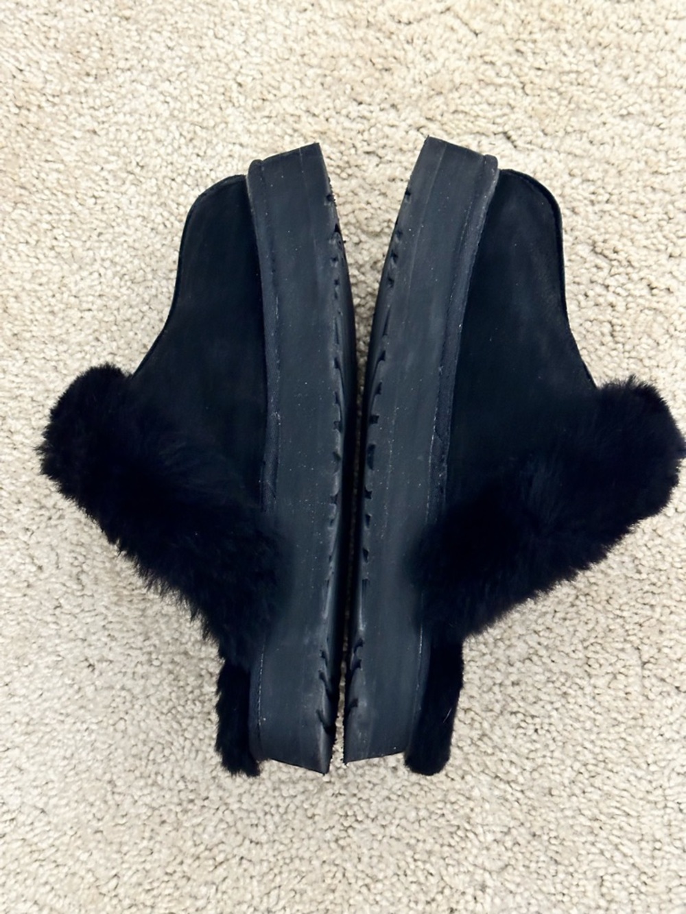 UGG Disquette Suede Slippers Size 9 in Black VGUC - Picture 5 of 11